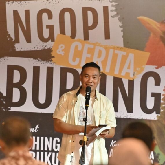 Agus Nurza menceritakan sedikit kisahnya dalam menyusun buku burung Aceh